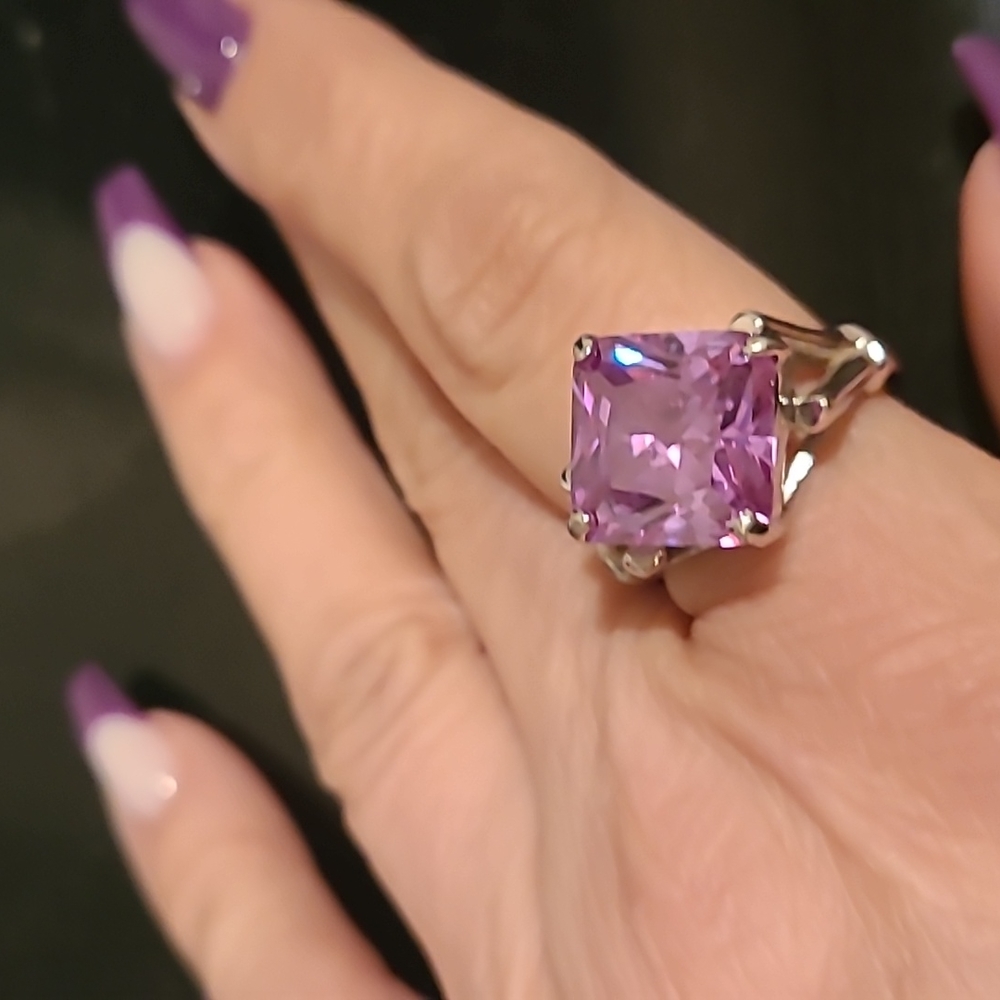 Beautiful faux pink diamond ring
